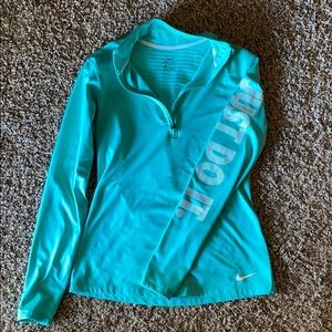 NWOT Nike dry fit compression top L